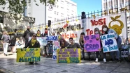Familiares y amigos reclamaron frente a Tribunales.