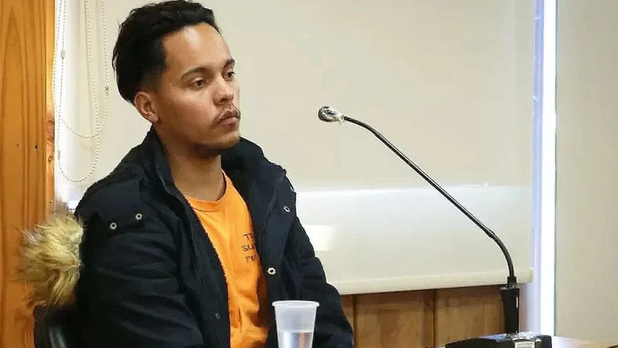 Se autopercibió mujer para evitar una condena: ofrecen recompensa de $5 millones para encontrarlo