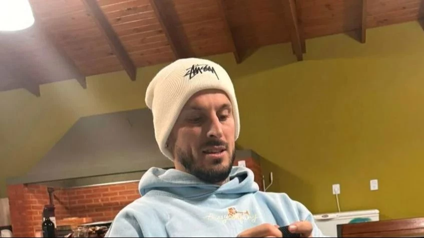 Darío Benedetto y una sugestiva foto con la frase que lo sacó de Boca