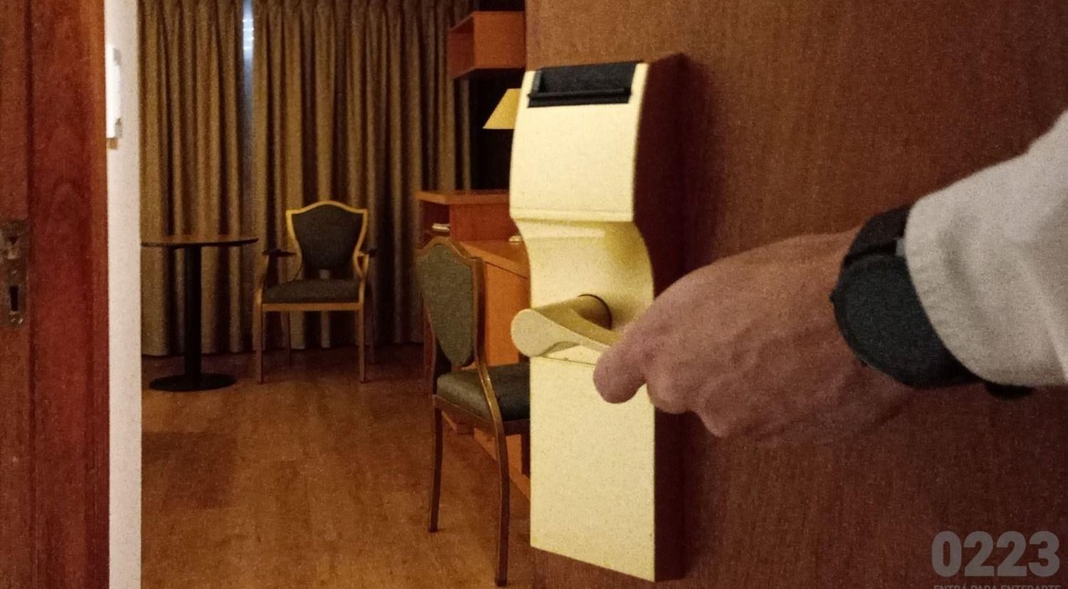 Le ofrecieron trabajo en una cadena de hoteles de Mar del Plata y terminó estafada por un millón de pesos