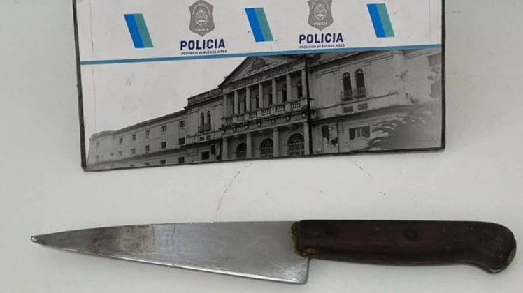 Atacó a la madre con un cuchillo de cocina y le cortó la mano