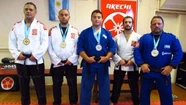 Excelente actuación de la Academia Sakura en Italia