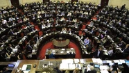 Diputados debaten la ley de Emergencia Económica