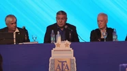 Tapia asumió un nuevo mandato y se confirmó que vuelven los descensos
