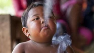 Así está hoy el bebé que se hizo viral por fumar con solo dos años  