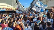 Festejo trágico: discutió con los hinchas que se trepaban a su heladería y murió de un infarto