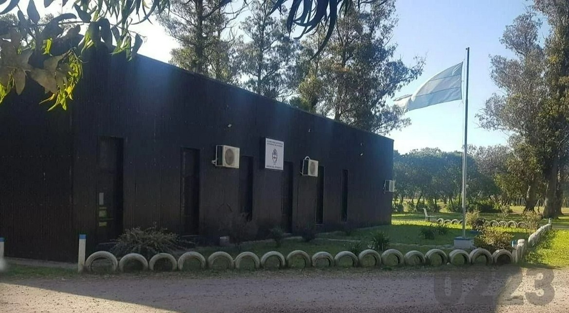 Se metió en una casa, lesionó en el glúteo al dueño y lo detuvieron