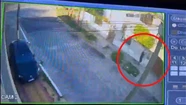 Video: un jubilado mató a balazos a un ladrón que entró a su casa y el intendente lo felicitó