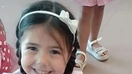 Tiene que operar a su hija y realiza una rifa para poder pagarlo Tiene que operar a su hija y realiza una rifa para poder pagarlo