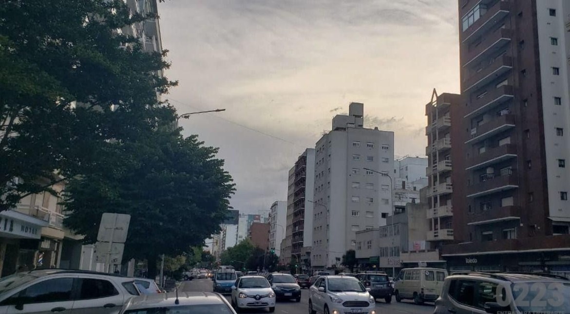 El jueves aguanta, pero se vienen las lluvias: cómo estará el tiempo este finde largo en Mar del Plata