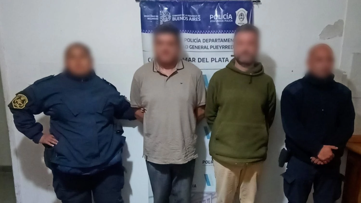 Ocultaron carne y quesos en un bolsón de alimento para perros para no  pagarlos en Carrefour | 0223