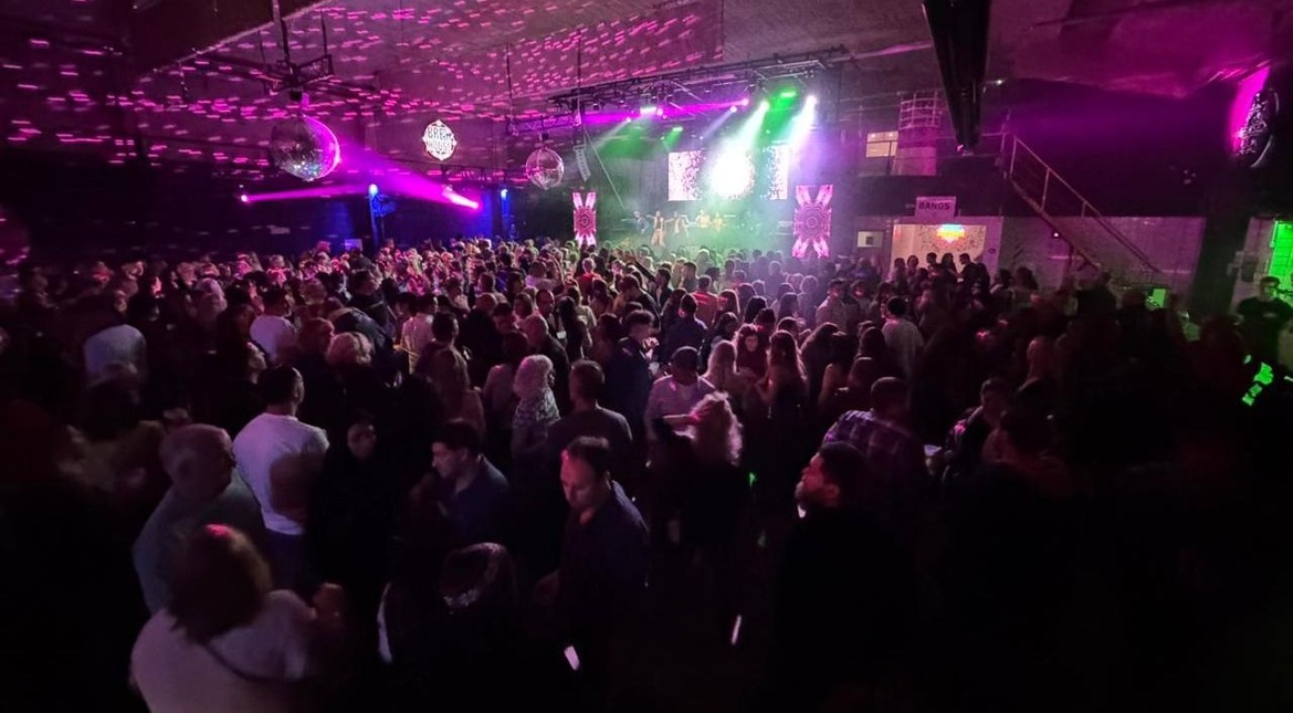 Cumbia nena: Amar azul desembarca con su fiesta en Mar del Plata