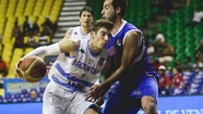 Al límite, Argentina clasificó a las semis