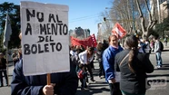 Habrá un nuevo reclamo frente al Municipio en contra del aumento del boleto