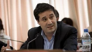 “Es criminal que padres pinten la escuela 2 mientras Scioli pinta de naranja la costa”