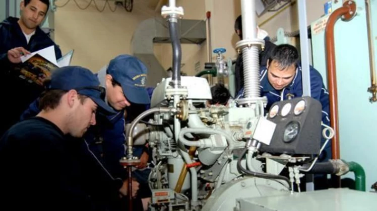 Prefectura abre en Quequén la inscripción a cursos de marinero y máquinas  navales | 0223