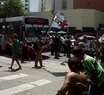 Llegaron, protestaron y se fueron... en colectivo